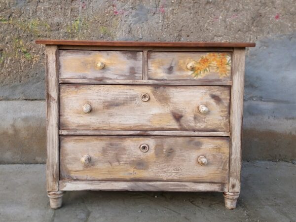 Shabby Chic Holz Kommode antiker Schrank im Landhaus Style, aus Vollholz, Tischlerarbeit, mit Sanddorn Dekor – Bild 4