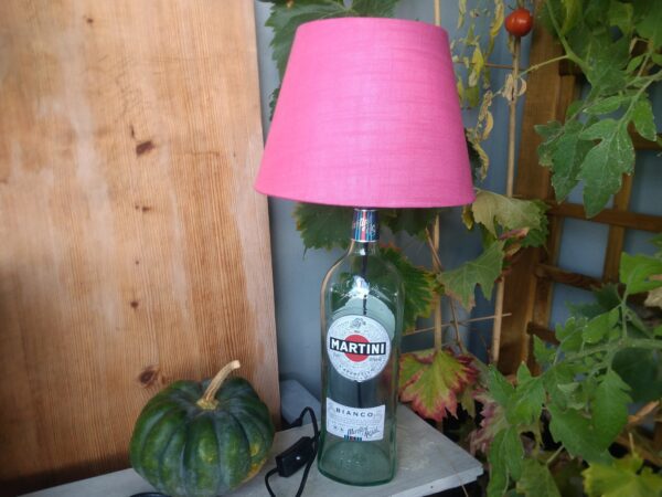 Nachttischlampe aus Martini bianco Flasche 1,5l Shabby Chic Flaschenlampe Lampe Tischlampe Nachtlampe