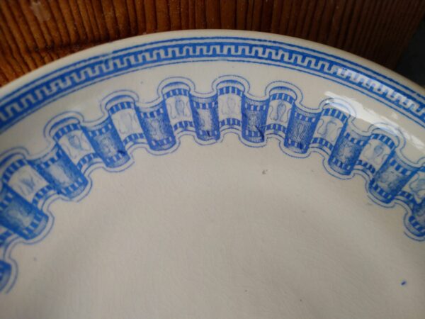 VILLEROY UND BOCH Wallerfangen V&B antikes Puppengeschirr 8 Teile Teller tief flach Etagere Brocante Porzellan Kindergeschirr Spielzeug – Bild 3