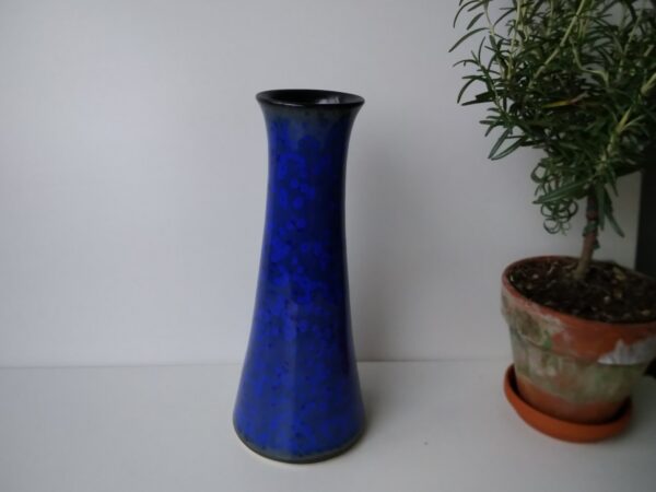 Peter Delius Vase aus Keramik handgetöpfert Tischvase blaue kristalline Glasur Studiokeramik DesignerVase 60er Jahrgang selten – Bild 3