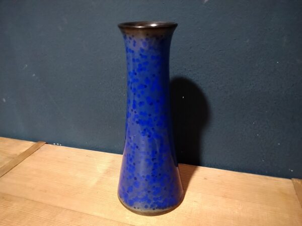 Peter Delius Vase aus Keramik handgetöpfert Tischvase blaue kristalline Glasur Studiokeramik DesignerVase 60er Jahrgang selten – Bild 2