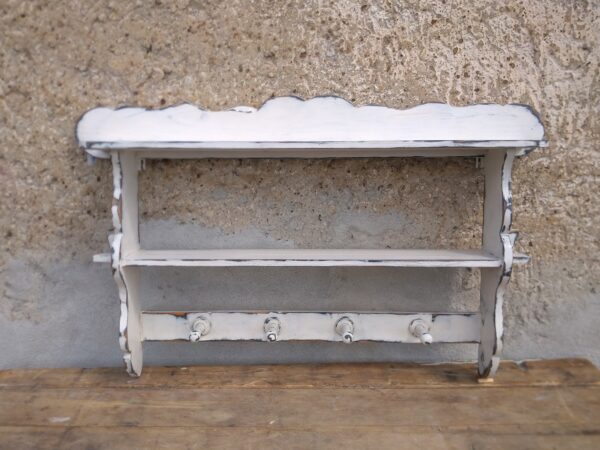 Shabby Chic altes Hängeregal vintage Küchenregal Regal aus Holz oder Garderobe in Landhaus Style Boheme weiß Unikat handbemalt Hakenleiste – Bild 5