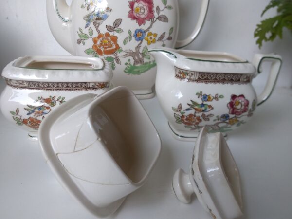 Villeroy und Boch V&B NANKING Kaffeekern Kaffeekanne Zuckerdose Milchkännchen Kanne 1500ml Steingut Keramik weiß mit Blumendekor Handgemalt – Bild 7