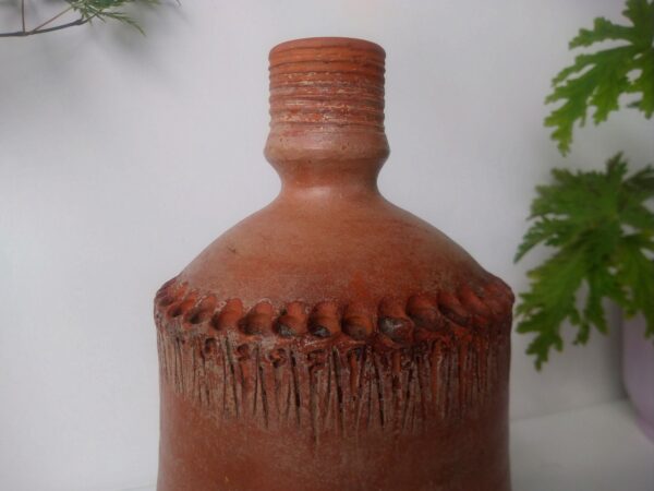 Vintage Studiokeramik Kleine Vase aus Keramik wabi-sabi Tischvase Shabby Chic Landhaus mediterran Handarbeit – Bild 6