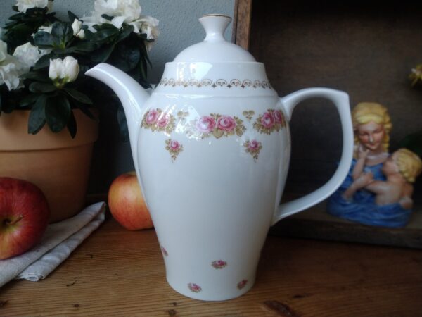 ILMENAU Henneberg Porzellan Kaffeekern Kaffeekanne Zuckerdose Milchkännchen vintage weiß mit Rosen Muster DDR-Zeiten Sammeltasse – Bild 8