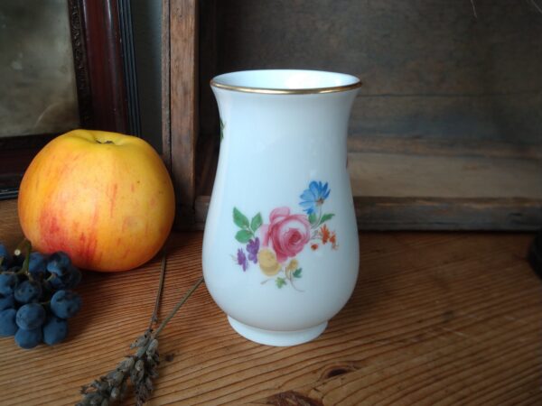 Hutschenreuther kleine Tischvase in weiß mit Blumen Muster und Goldrand Blumenvase shabby chic – Bild 6