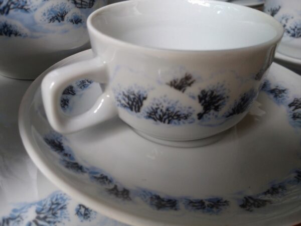 Vintage Kleine Mokka Service Kanne bzw Karaffe + 6 Tassen + Zuckerdose aus Porzellan Weihnachten Winter – Bild 3