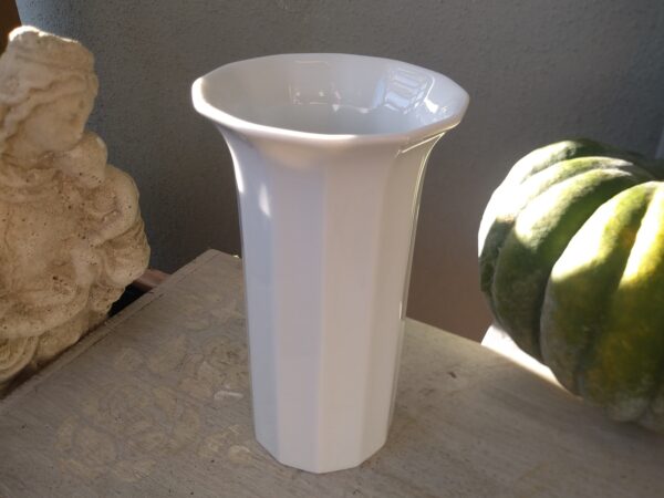 Rosenthal Kleine weiße Vase aus Porzellan Tischvase Shabby Chic Landhaus – Bild 6