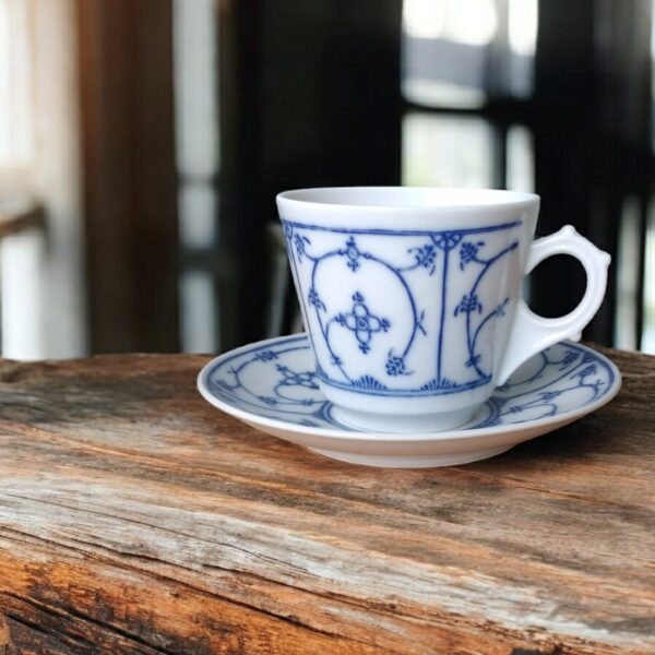 Jaeger & Co. Blue Saks Porzellan Kaffeetasse mit Untertasse – Bild 4