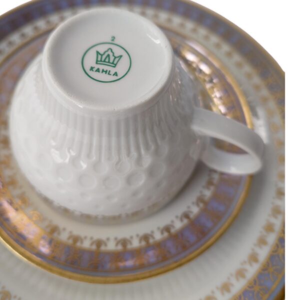Elegante Kahla Sammeltasse mit goldenen Akzenten und Fliederfarben, feines Vintage Porzellan aus den 60er Jahren, perfekt für Sammler – Bild 4