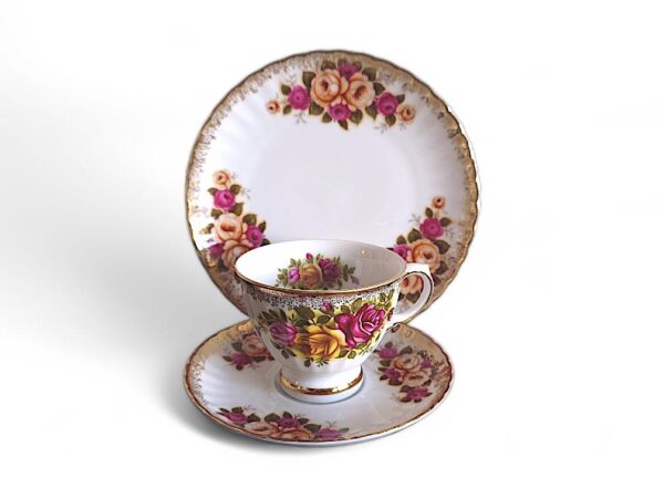 Blumige Vintage Sammeltasse von Winterling – Eleganz und Nostalgie für Ihre Kaffeetafel – Bild 7