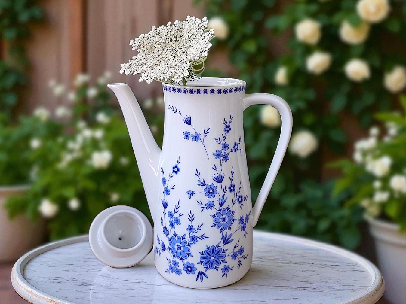 Seltene Seltmann Weiden Kaffeekanne mit blauen Blumen – Vintage Porzellan Kanne für stilvolle Momente